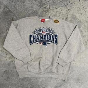 Vintage New England Patriots NFL Crewneck